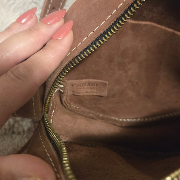 Portland Leather Goods Small Round Crossbody - Picture 7 of 13